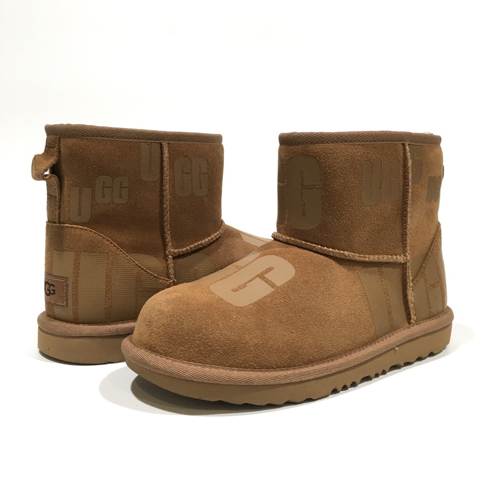 UGG CLASSIC MINI SCATTER GRAPHIC BOOTS -CHESTNUT SUEDE -KIDS US 5 -NEW